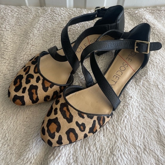 Sole society Julianna Hough leopard print strappy leather calf hair flats - Picture 1 of 10